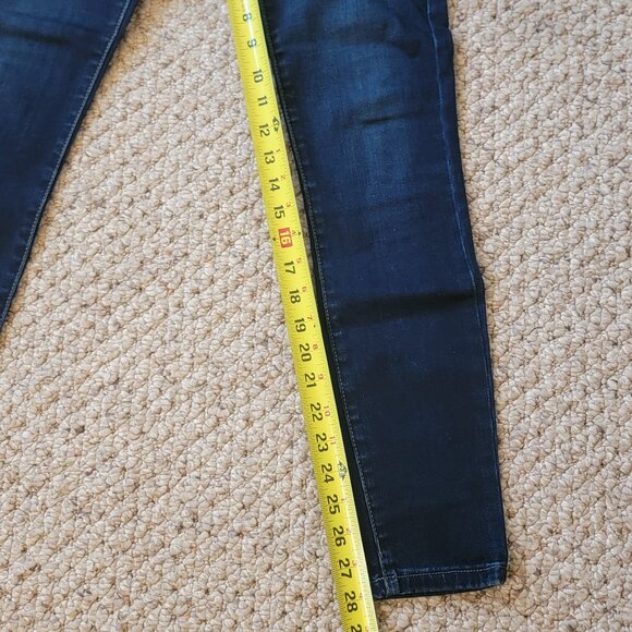 SOLD! BLANK NYC Skinny Jeans SprayOn 2/26 - Picture 8 of 9